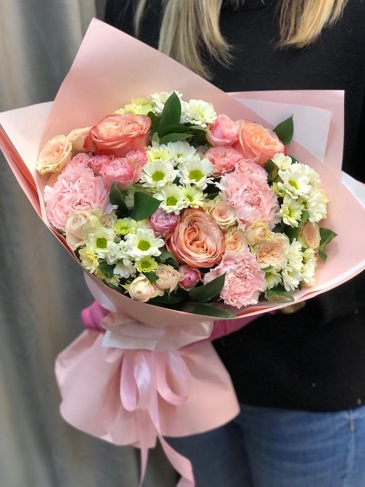 Букет цветов из: Гвоздики, Розы и Хризантемы в Неме