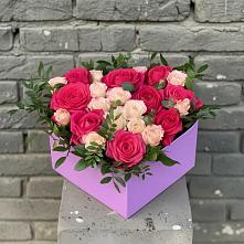 Цветочная композиция из Розы в коробке в Неме