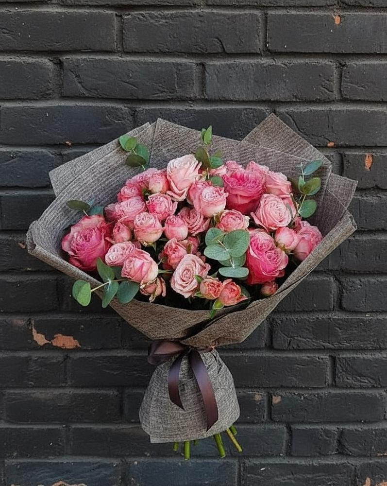 Букет цветов из: Розы в Неме