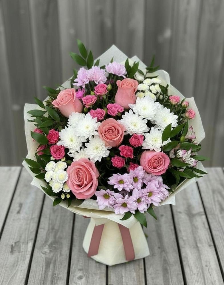 Букет цветов из: Альстромерии, Гвоздики, Розы и Хризантемы в Неме