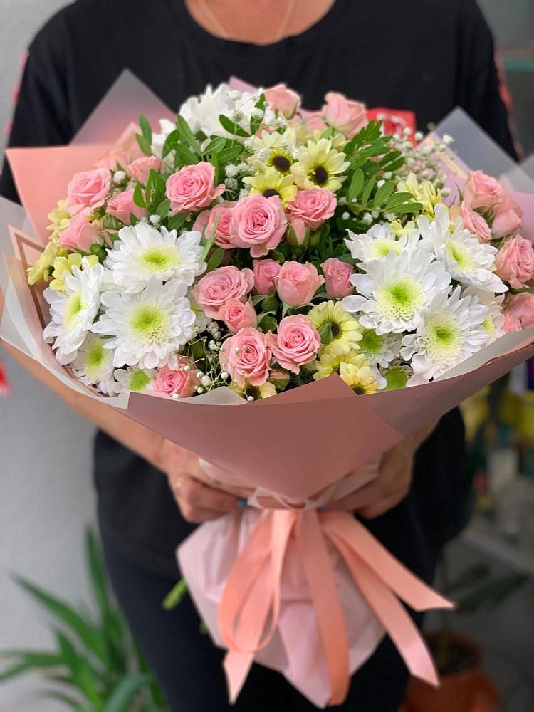 Букет цветов из: Розы и Хризантемы в Неме