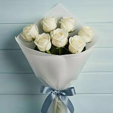 Букет 7 Белых роз Эдлесс Лав в Неме