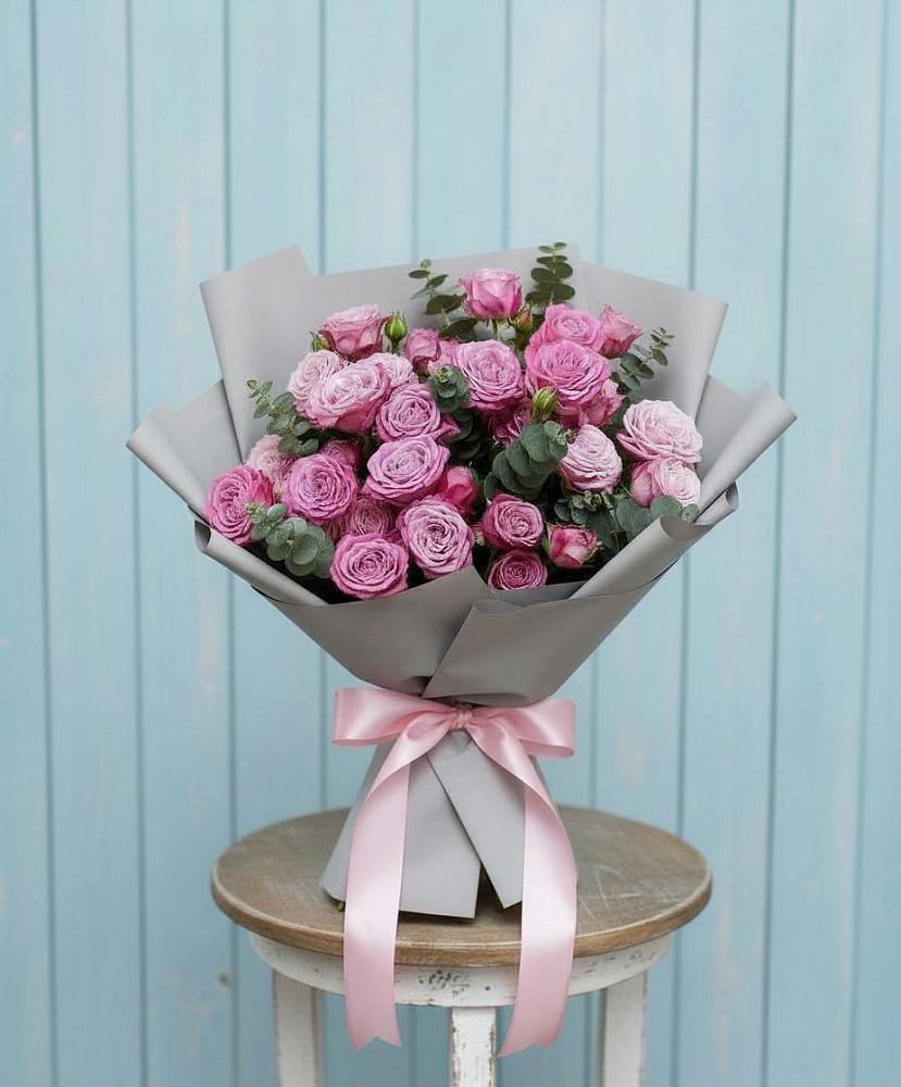 Букет цветов из: Розы в Неме