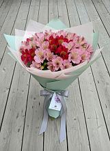 Букет цветов из:  Альстромерии в Неме