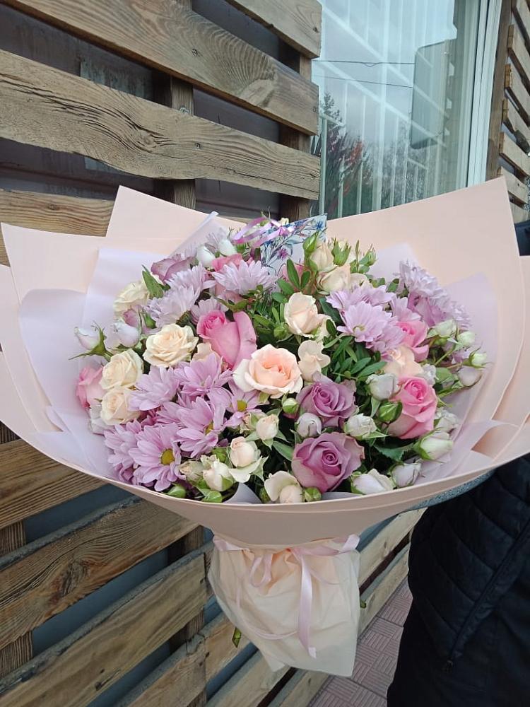 Букет цветов из: Розы и Хризантемы в Неме