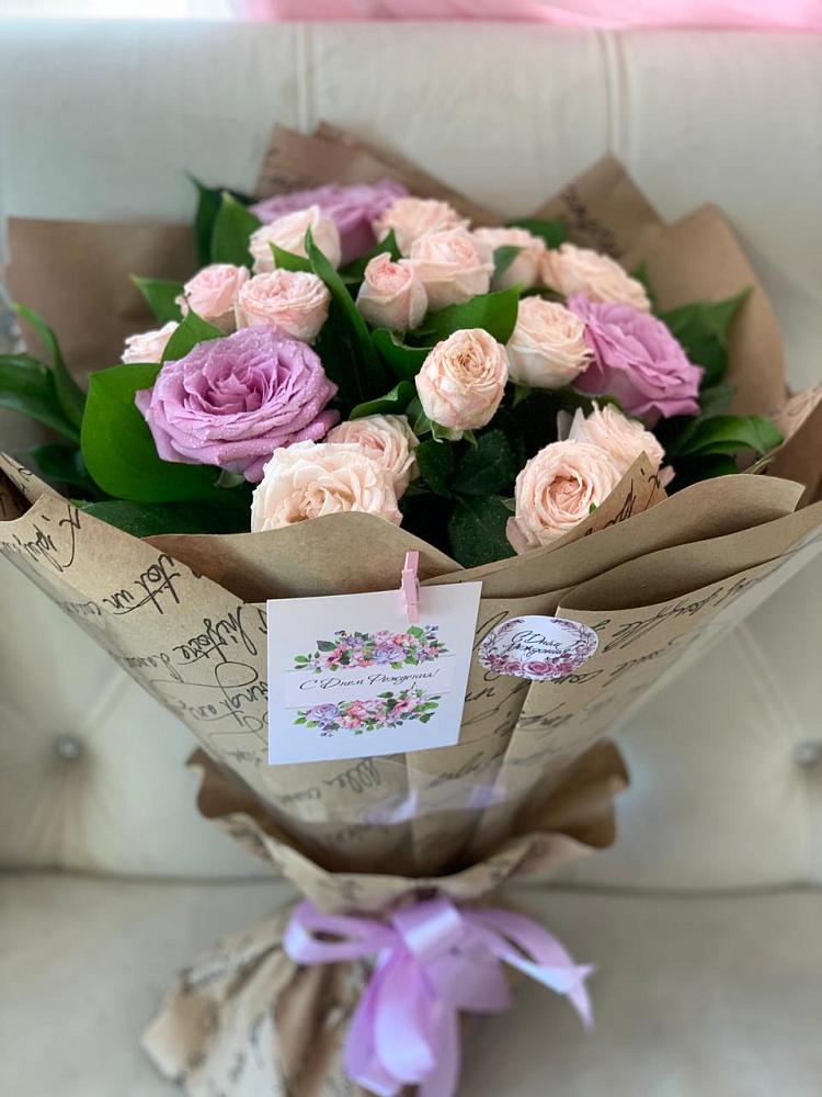 Букет цветов из: Розы в Неме