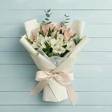 Букет цветов из:  Альстромерии в Неме