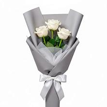Букет 3 белые розы в Неме