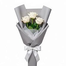 Букет 3 белые розы в Неме