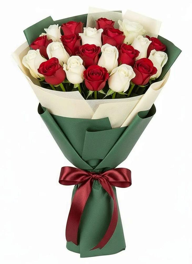 Букет Микс из красных и белых роз в Неме