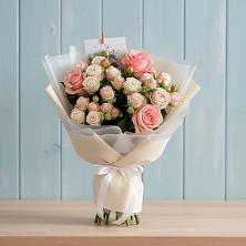 Букет цветов из:  Розы в Неме