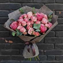 Букет цветов из:  Розы в Неме