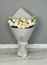 Букет цветов из:  Розы и Лизиантусы в Неме